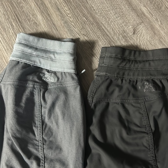 North face Aphrodite woven pants XS - Picture 4 of 5